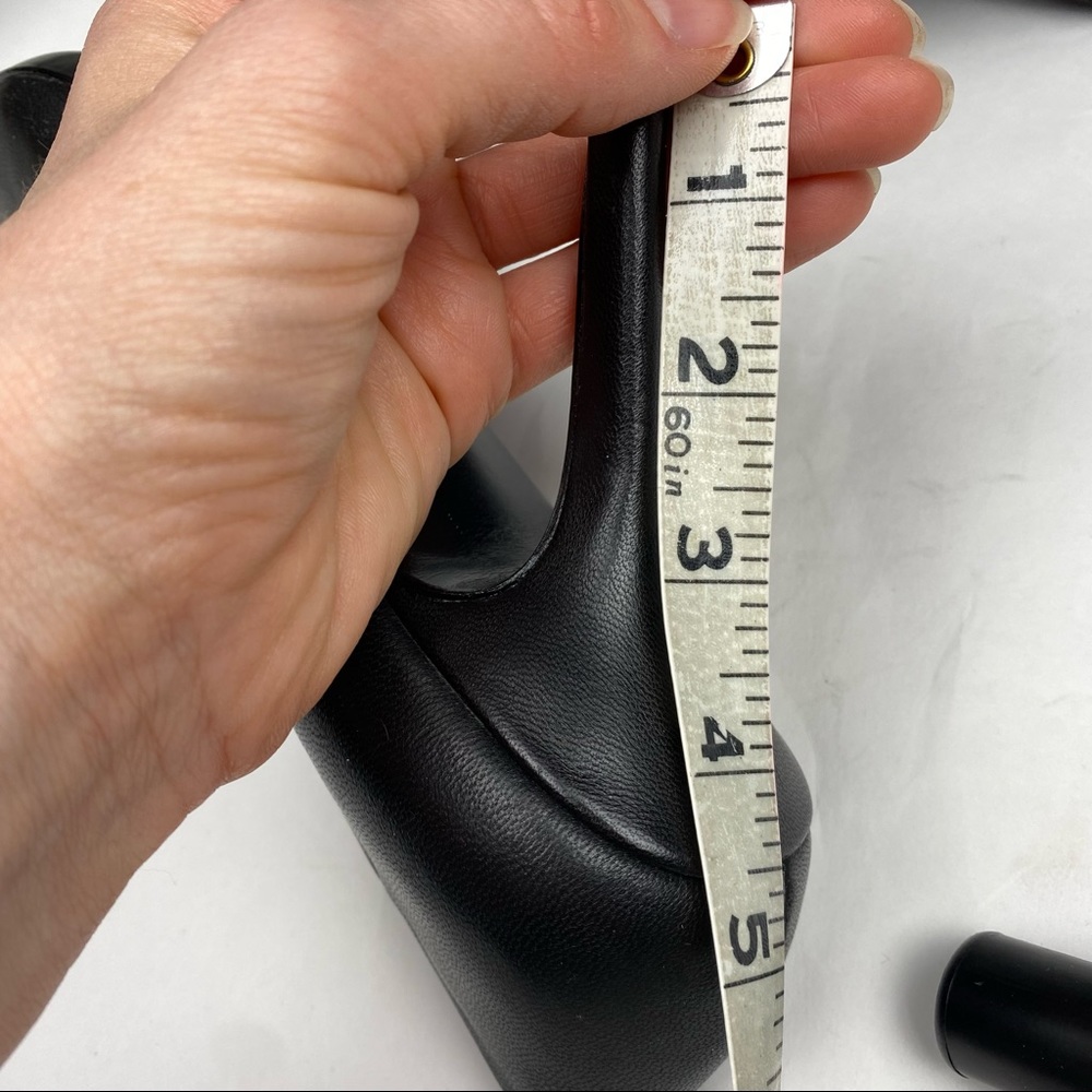 EUC-Charles David Black Leather Pointy Toed Pumps, Size 10 - Picture 11 of 12